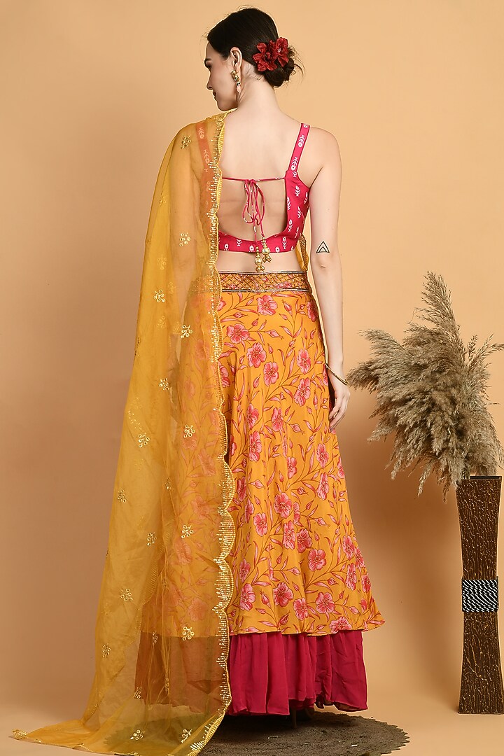 Yellow Muslin Embroidered Lehenga Set by Isha Gupta at Pernia's Pop Up Shop