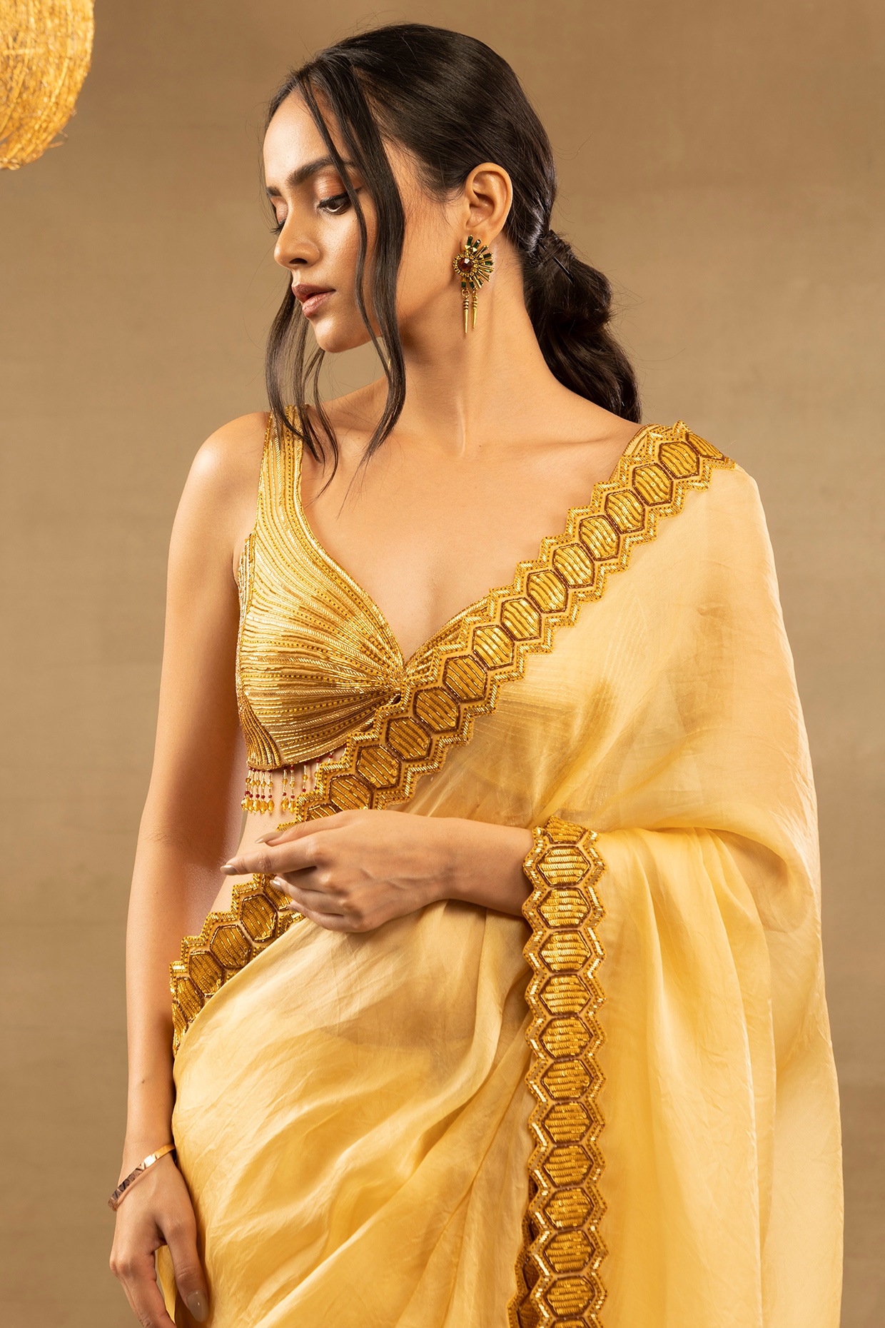 Haldi Yellow Sunaina Wrinkled Tissue Saree – Matsya World