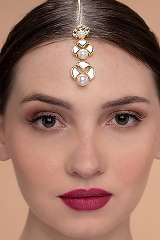 Gold Plated Shell Pearls Maang Tikka by Isharya