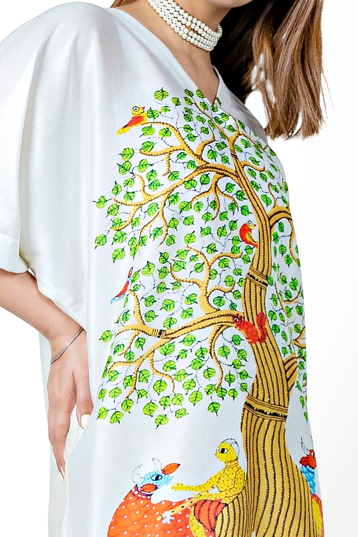 White Co-Ord Set With Multi Colored Print by Ishreen kaur at Pernia's Pop Up Shop