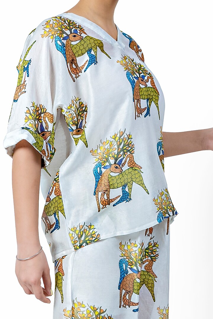 Off White Deer Printed Co-Ord Set by Ishreen kaur at Pernia's Pop Up Shop