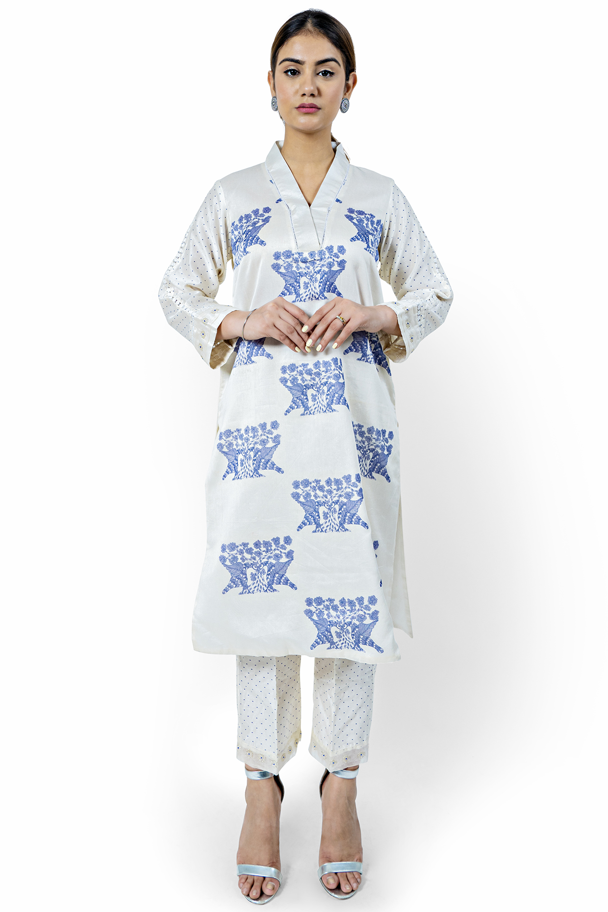 White & Blue Printed Kalidar Kurta Set by Ishreen kaur