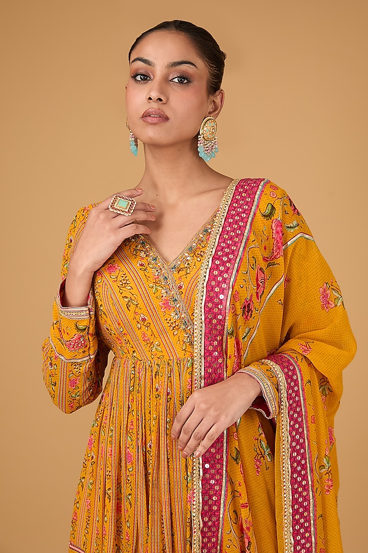 Amber Georgette Printed Flared Gharara Set by Irrau by Samir Mantri at Pernia's Pop Up Shop