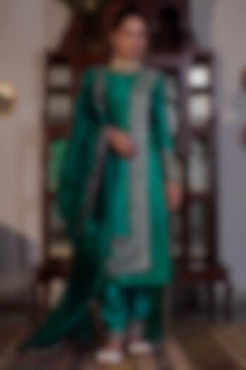 Teal Green Pure Raw Silk Hand Embroidered Kurta Set by Irrau by Samir Mantri at Pernia's Pop Up Shop