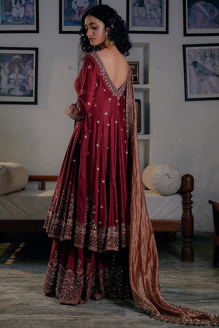Maroon Silk Chanderi Hand Embroidered Bridal Anarkali Set by Irrau by Samir Mantri at Pernia's Pop Up Shop