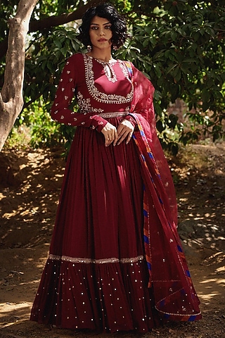 Maroon Embroidered Anarkali Set by Irrau by Samir Mantri