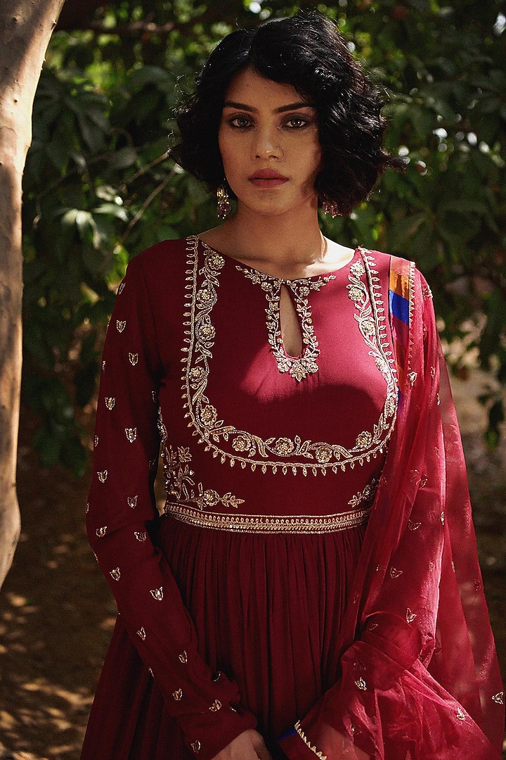 Maroon Embroidered Wedding Anarkali Set by Irrau by Samir Mantri at Pernia's Pop Up Shop