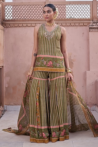 Green Dupion Floral Printed Pleated Gharara Set by Irrau by Samir Mantri