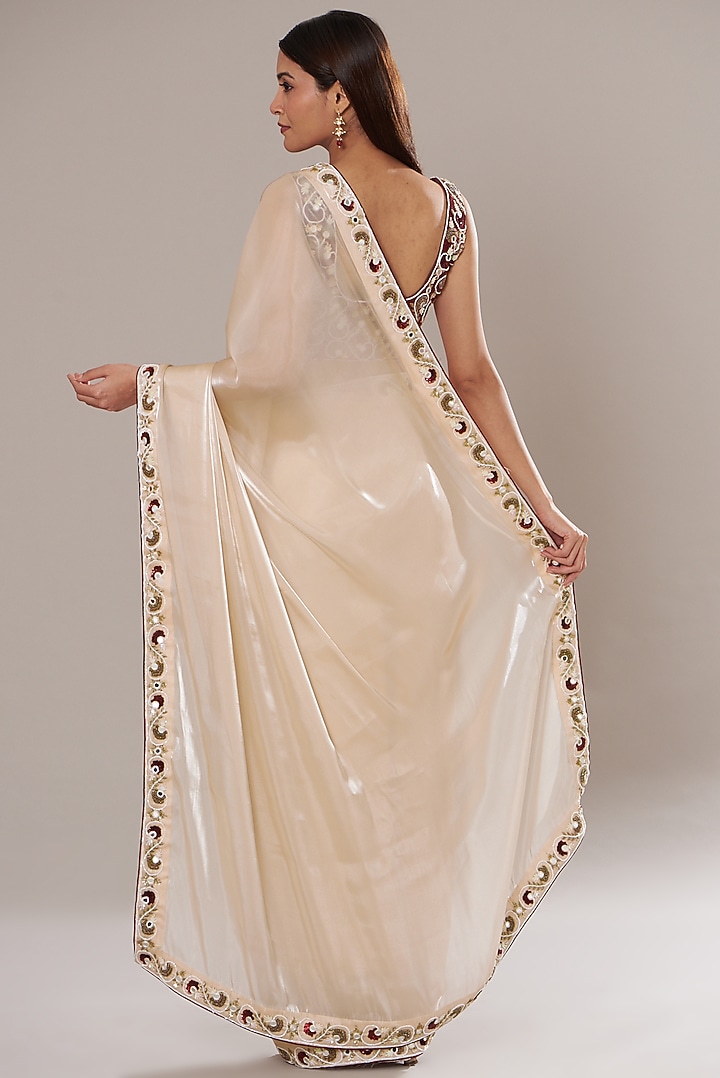 Off-White Organza Pre-Stitched Wedding Saree Set by Isha Singhal at Pernia's Pop Up Shop