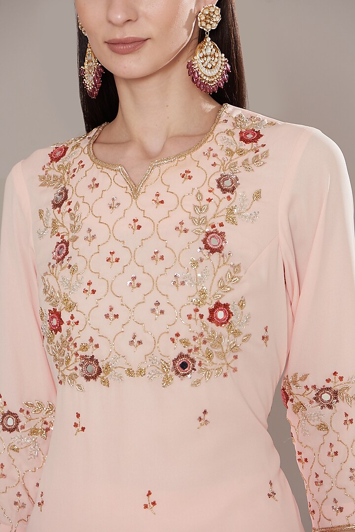 Light Peach Georgette Embroidered Kurta Set by Isha Singhal at Pernia's Pop Up Shop