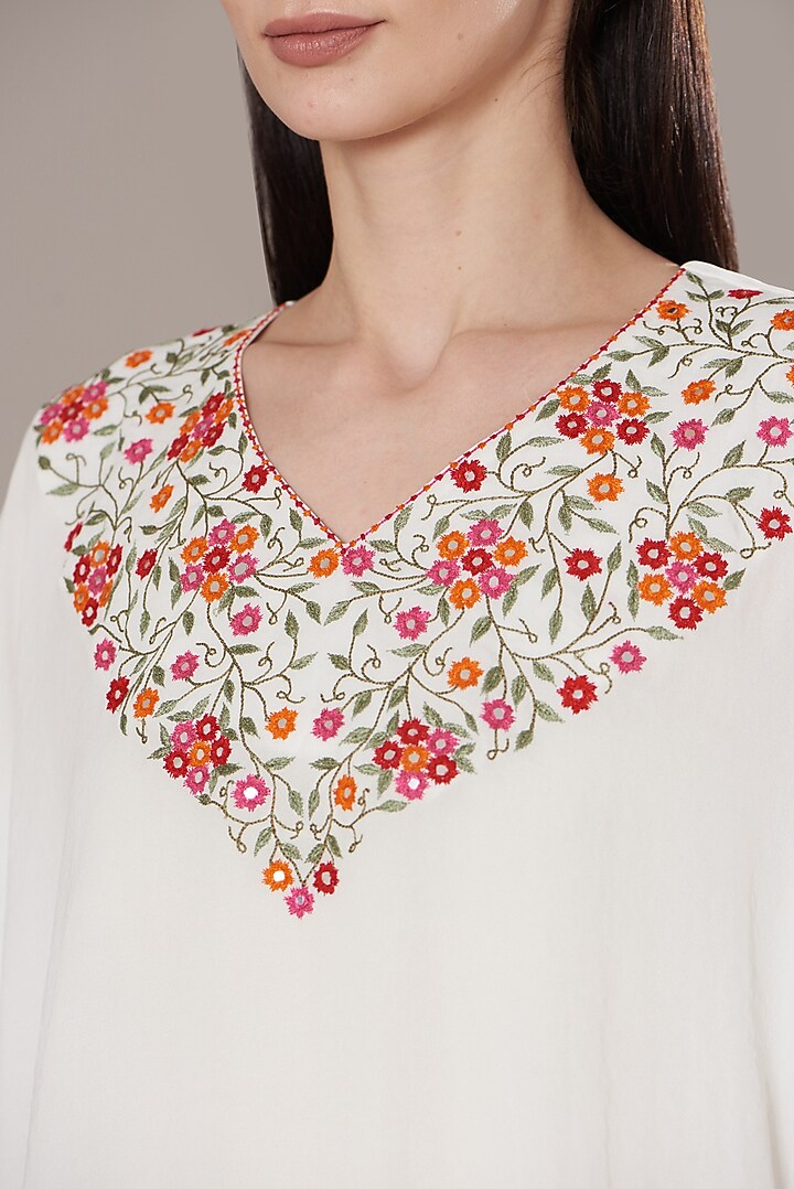 White Georgette Embroidered Kaftan Top by Isha Singhal at Pernia's Pop Up Shop