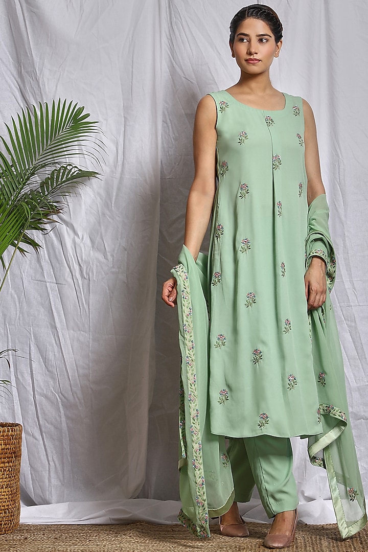 Faded Green Hand Embroidered A-Line Kurta Set Design by Isha Singhal at ...