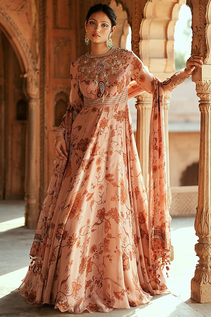 Pink Organza Printed & Dori Embroidered Wedding Anarkali Set by Isha Gupta Tayal at Pernia's Pop Up Shop