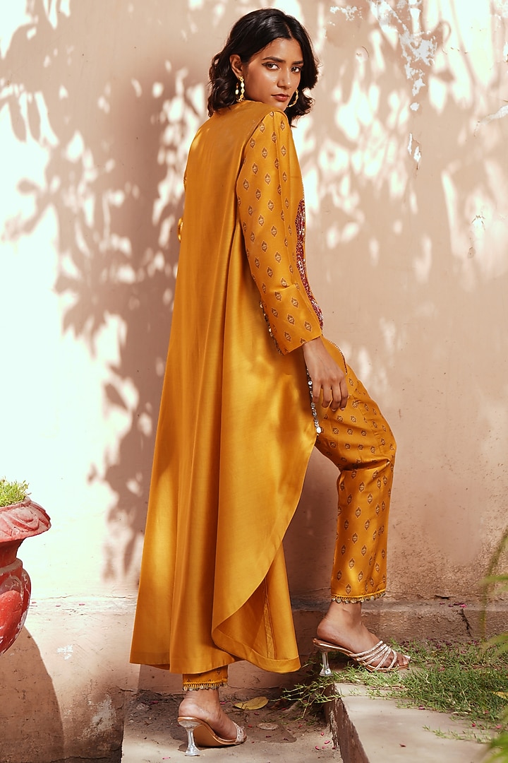 Yellow Gold Chanderi Silk Printed Jacket Kurta Set by Isha Gupta Tayal at Pernia's Pop Up Shop