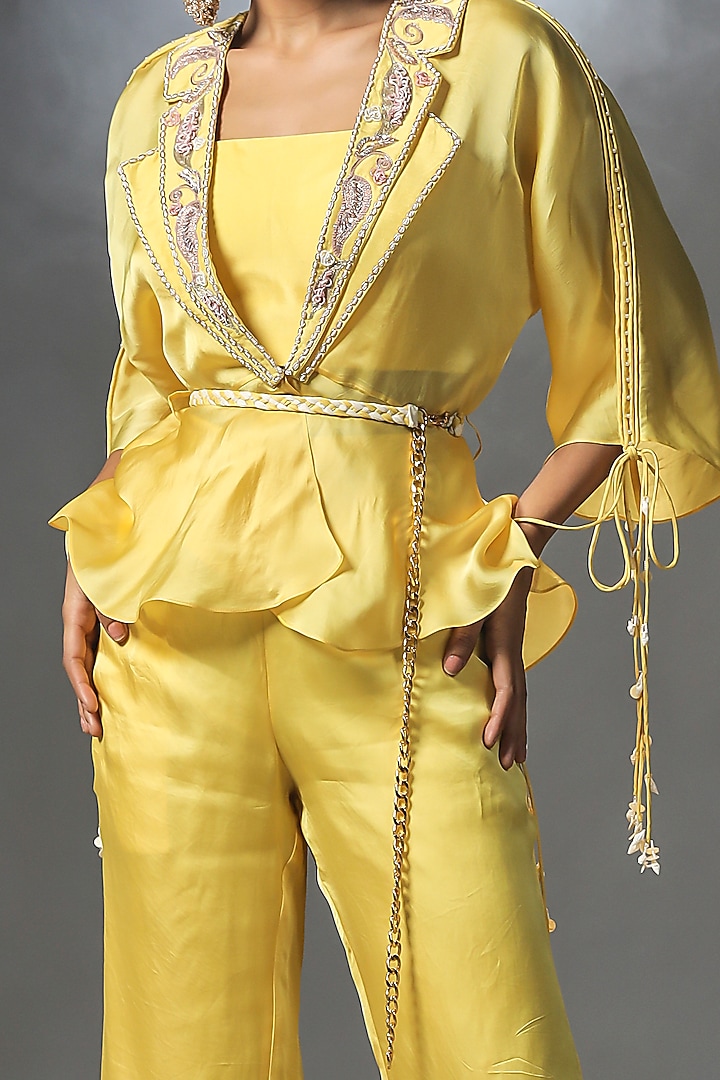 Daffodil Yellow Organza Silk Embroidered Co-Ord Set by Isha Gupta Tayal at Pernia's Pop Up Shop