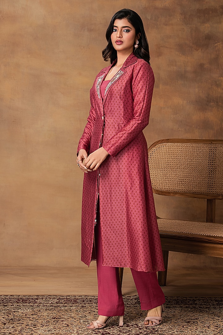 Pink Chanderi Printed & Embroidered Jacket-Style Kurta Set by Isha Gupta Tayal at Pernia's Pop Up Shop
