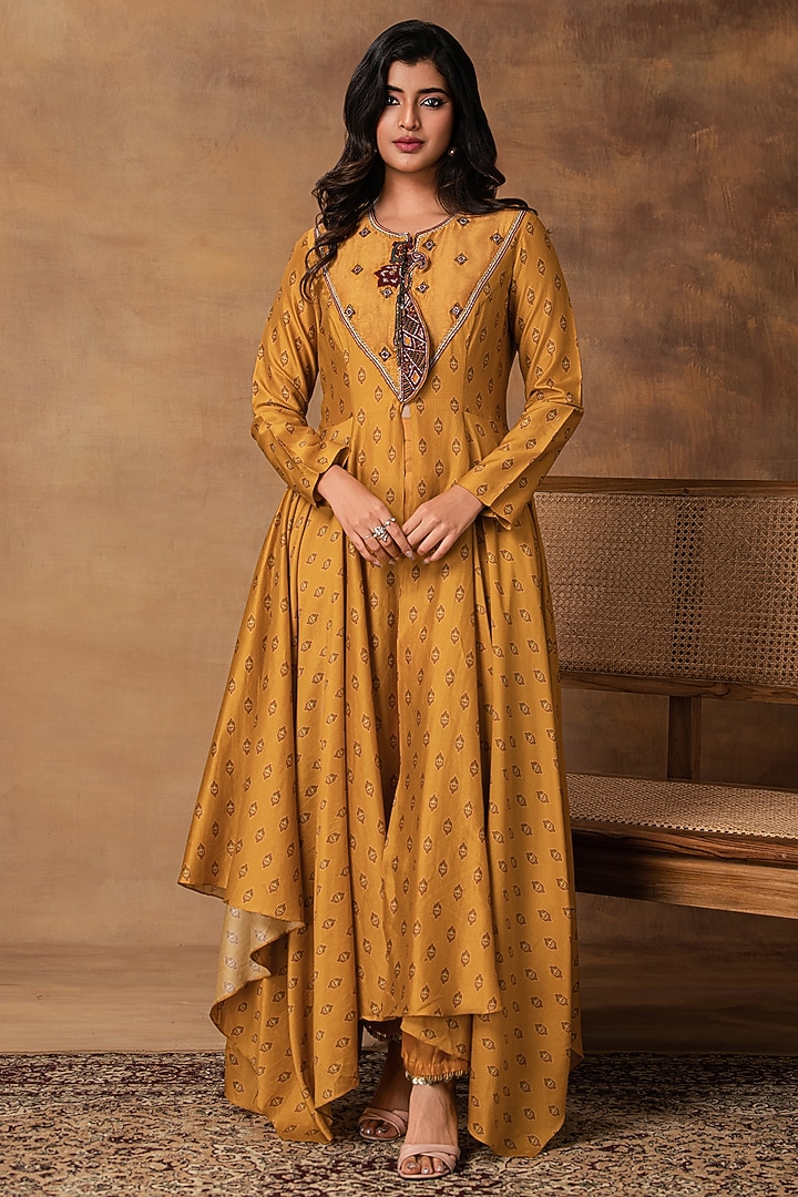 Mustard Gold Chanderi Butta Printed Asymmetrical Kurta Set by Isha Gupta Tayal at Pernia's Pop Up Shop