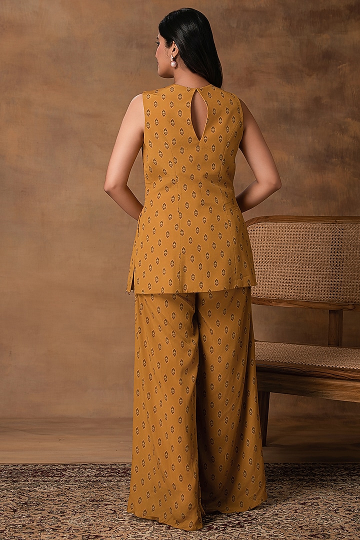 Mustard Gold Crepe Butta Printed Co-Ord Set by Isha Gupta Tayal at Pernia's Pop Up Shop