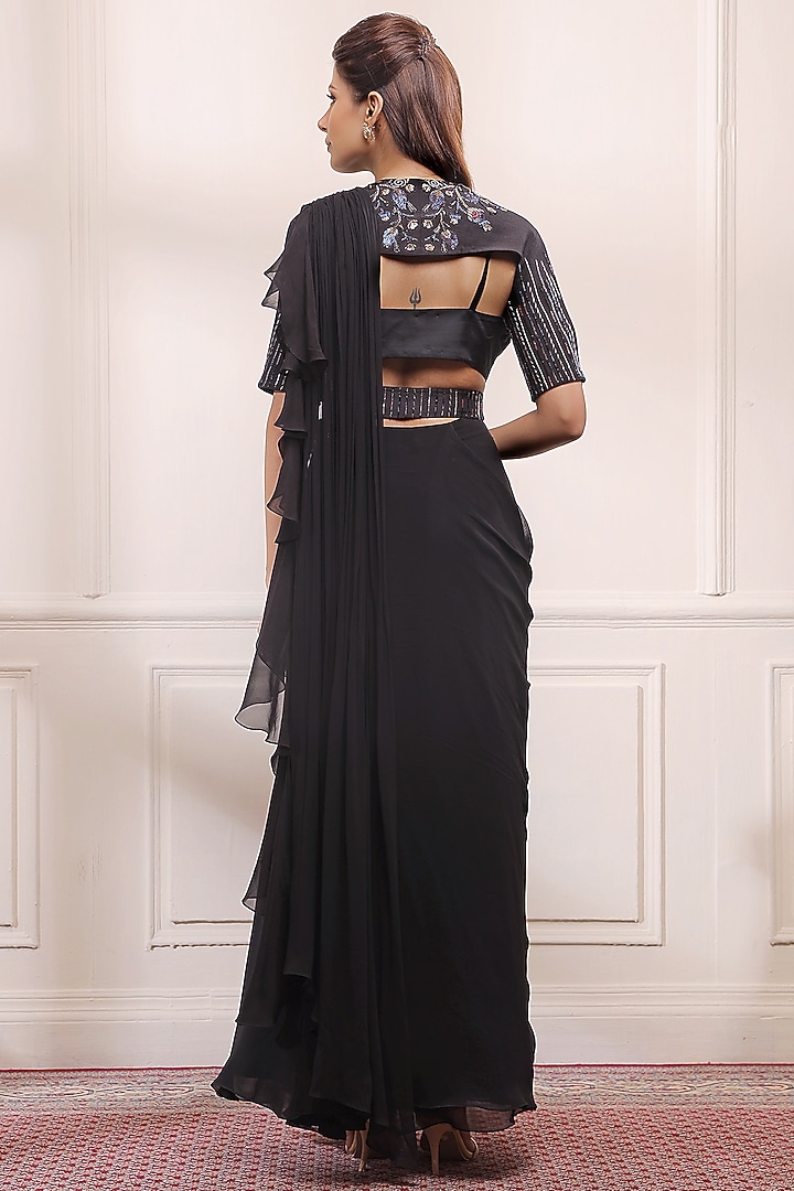 Black Onyx Georgette Pre-Stitched Wedding Saree Set by Isha Gupta Tayal at Pernia's Pop Up Shop