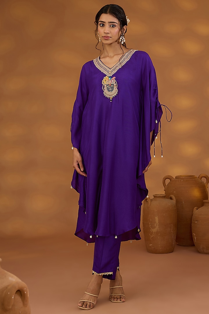 Purple Silk Hand Embroidered Kaftan Kurta Set by Isha Gupta Tayal at Pernia's Pop Up Shop