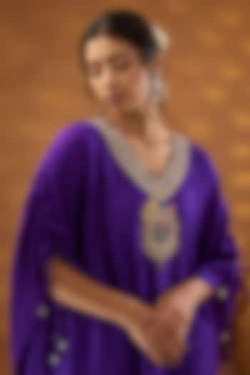 Purple Silk Hand Embroidered Kaftan Kurta Set by Isha Gupta Tayal at Pernia's Pop Up Shop