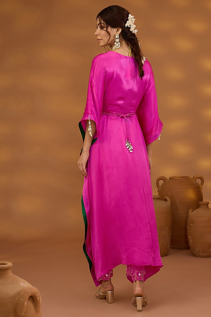 Pink Chiffon Satin Draped Kurta Set by Isha Gupta Tayal at Pernia's Pop Up Shop