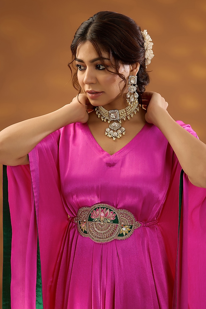 Pink Chiffon Satin Draped Kurta Set by Isha Gupta Tayal at Pernia's Pop Up Shop