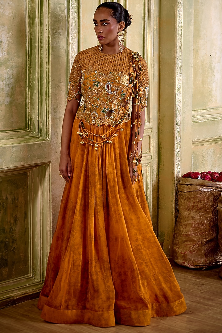 Orange Organza Texture-Printed Wedding Lehenga Set by Isha Gupta Tayal at Pernia's Pop Up Shop