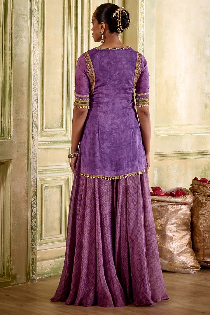 Lilac Organza Texture-Printed Wedding Sharara Set by Isha Gupta Tayal at Pernia's Pop Up Shop