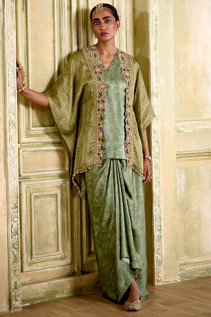 Sage Green Dori Embroidered Kimono Set by Isha Gupta Tayal at Pernia's Pop Up Shop