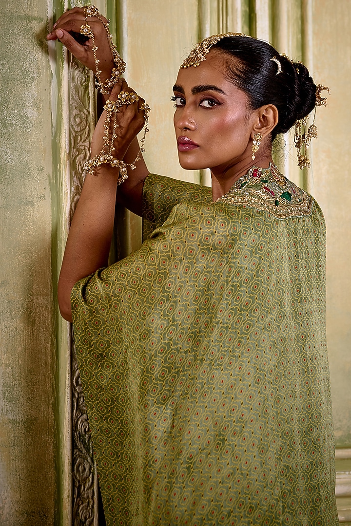 Sage Green Dori Embroidered Kimono Set by Isha Gupta Tayal at Pernia's Pop Up Shop