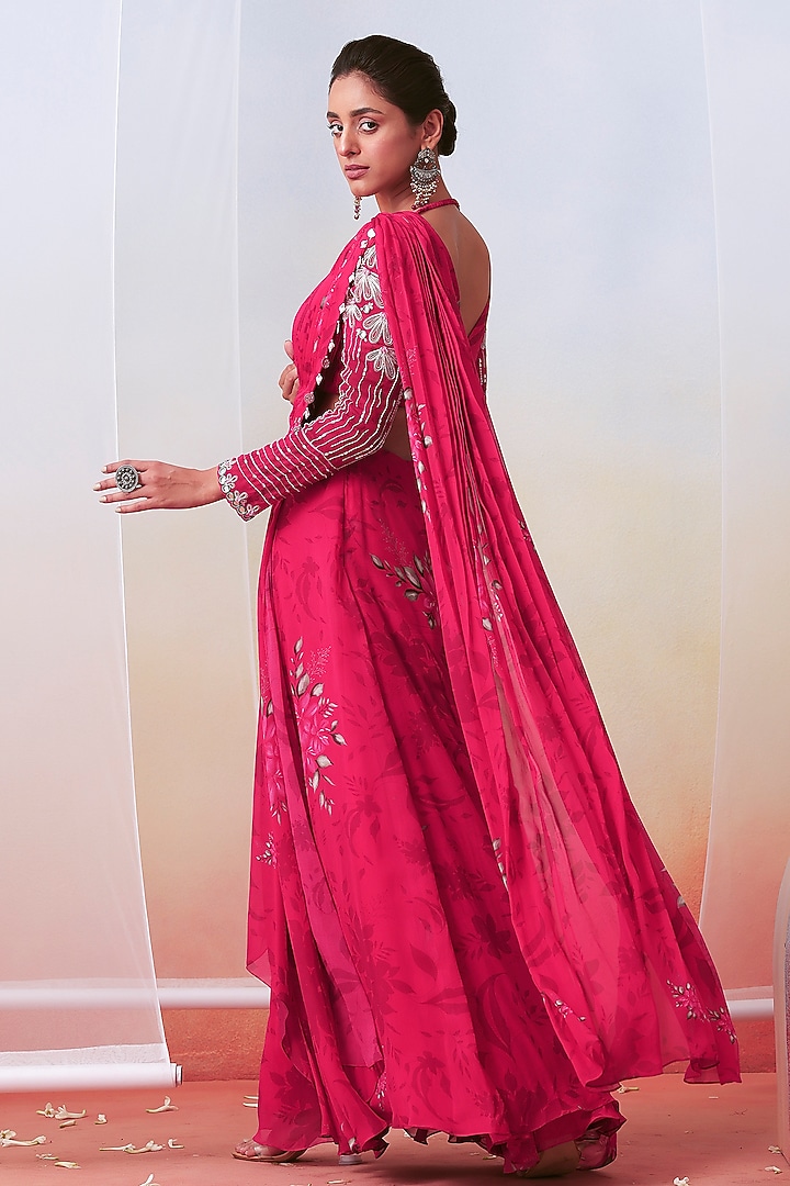 Pink Organza Printed & Embroidered Pre-Stitched Wedding Saree Set by Isha Gupta Tayal at Pernia's Pop Up Shop