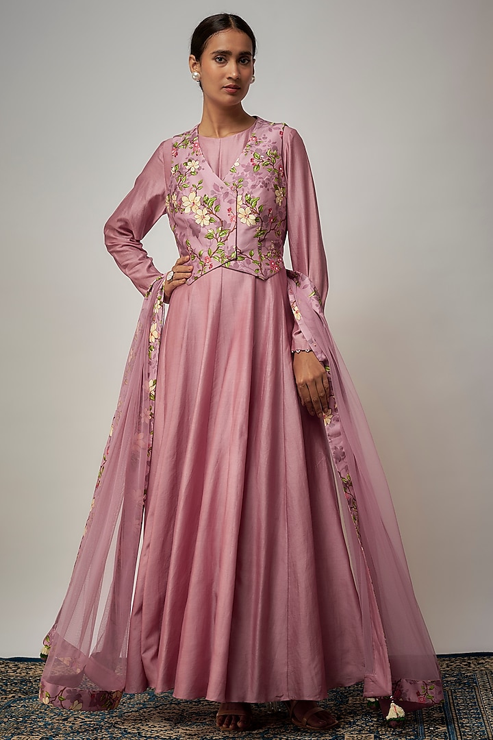 Dusty Pink Chanderi Silk Floral Printed Anarkali Set by Isha Gupta Tayal at Pernia's Pop Up Shop