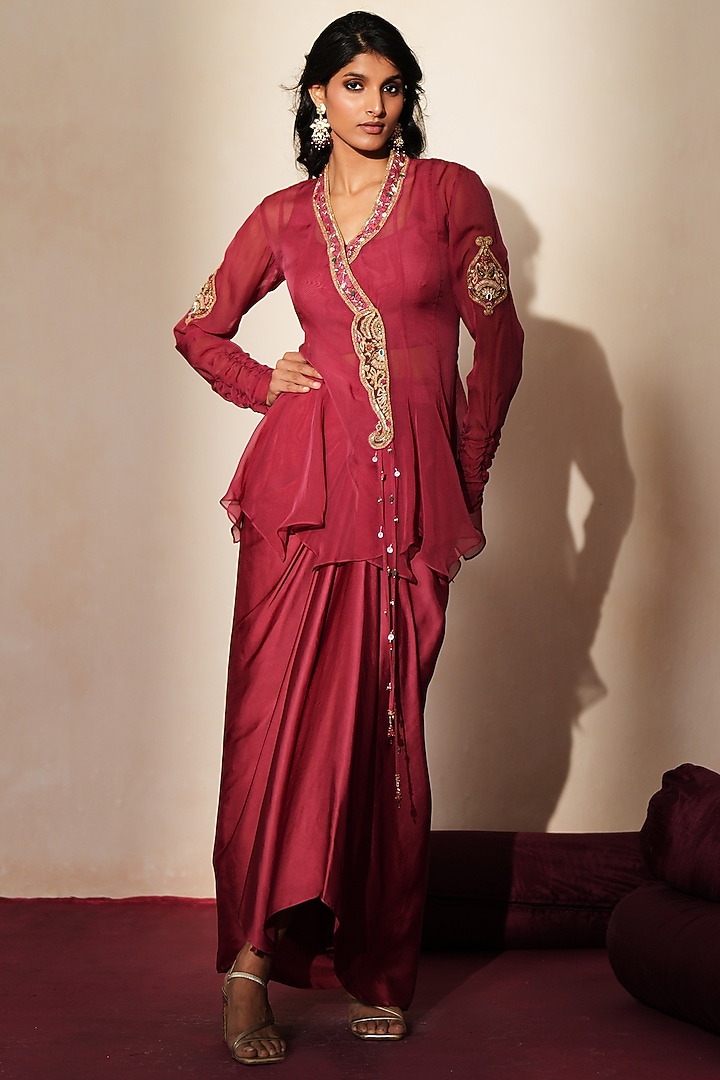 Metallic Mauve Pink Satin Draped Skirt Set by Isha Gupta Tayal at Pernia's Pop Up Shop