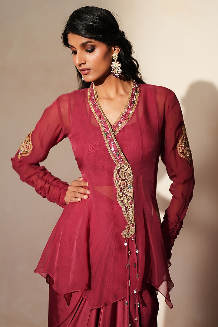 Metallic Mauve Pink Satin Draped Skirt Set by Isha Gupta Tayal at Pernia's Pop Up Shop