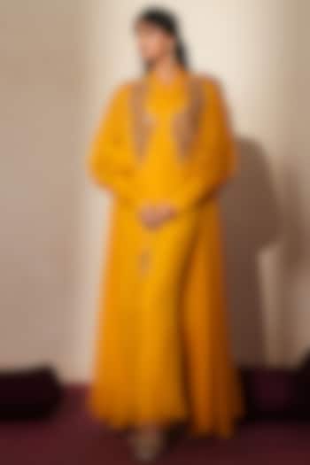 Golden Yellow Organza Zardosi Embroidered Cape Set by Isha Gupta Tayal at Pernia's Pop Up Shop