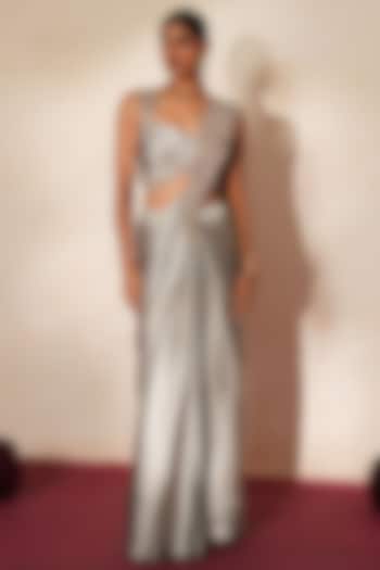 Metallic Grey Chiffon Satin Embellished Pre-Draped Wedding Saree Set by Isha Gupta Tayal at Pernia's Pop Up Shop