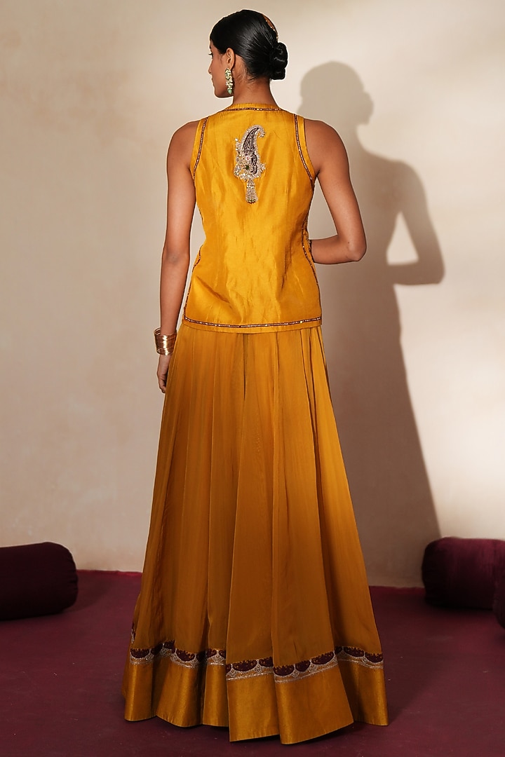 Golden Yellow Organza Wedding Lehenga Set by Isha Gupta Tayal at Pernia's Pop Up Shop