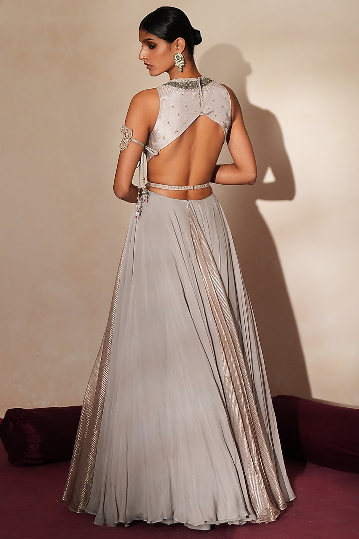 Metallic Grey Organza & Zari Tissue Jadau Embroidered Wedding Anarkali Set by Isha Gupta Tayal at Pernia's Pop Up Shop