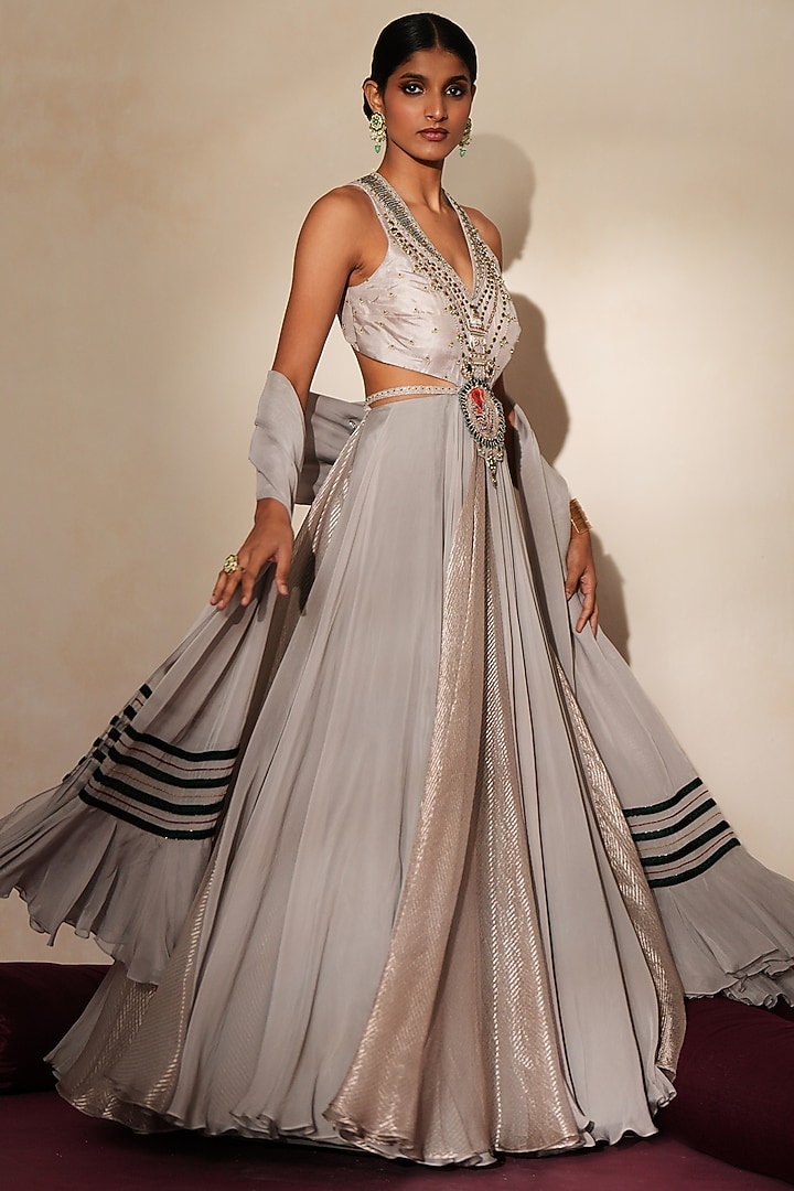 Metallic Grey Organza & Zari Tissue Jadau Embroidered Wedding Anarkali Set by Isha Gupta Tayal at Pernia's Pop Up Shop