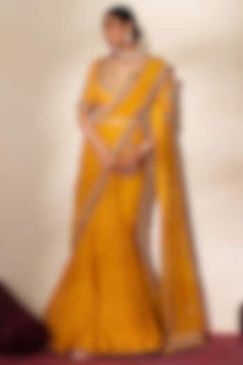 Golden Yellow Georgette & Organza Embroidered Pre-Draped Wedding Saree Set by Isha Gupta Tayal at Pernia's Pop Up Shop