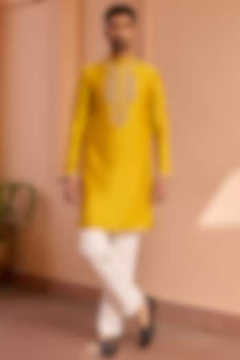Yellow Pure Chanderi Silk Hand Embroidered Kurta by Isha Gupta Tayal Men