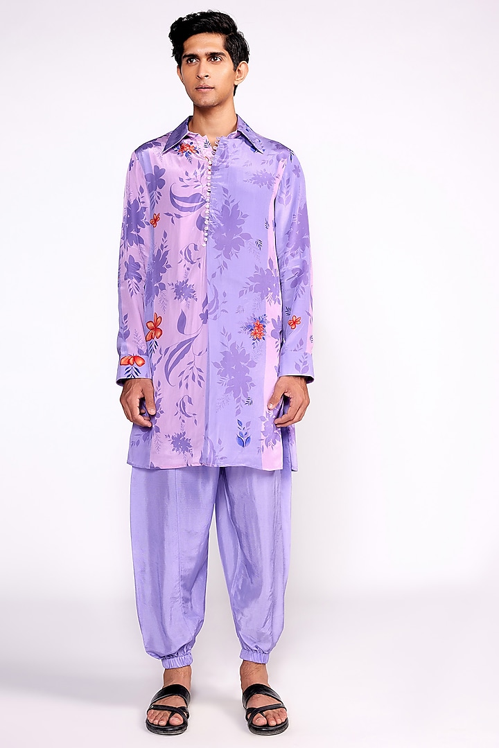 Lilac Crepe Printed Kurta Set by Isha Gupta Tayal Men at Pernia's Pop Up Shop