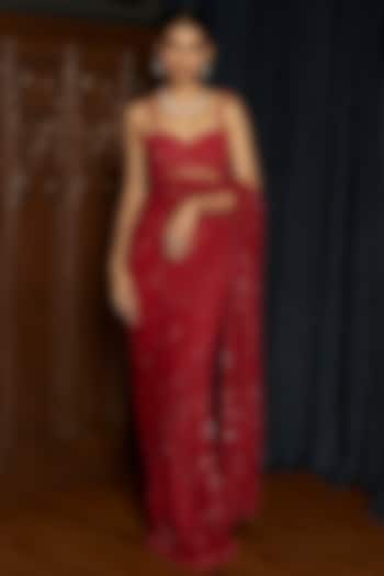 Red Net Reception Saree Set by ISTYA at Pernia's Pop Up Shop