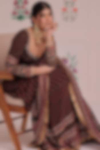 Multi-Colored Georgette Printed & Hand Embroidered Saree Set by Irrau by Samir Mantri at Pernia's Pop Up Shop