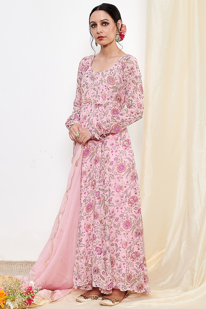 Pink Georgette Embroidered & Floral Printed Anarkali Set by Itraake at Pernia's Pop Up Shop