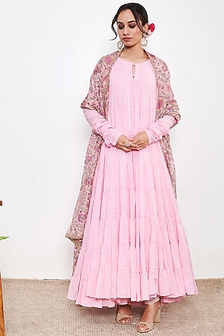 Pink Mul Tiered Anarkali Set by Itraake