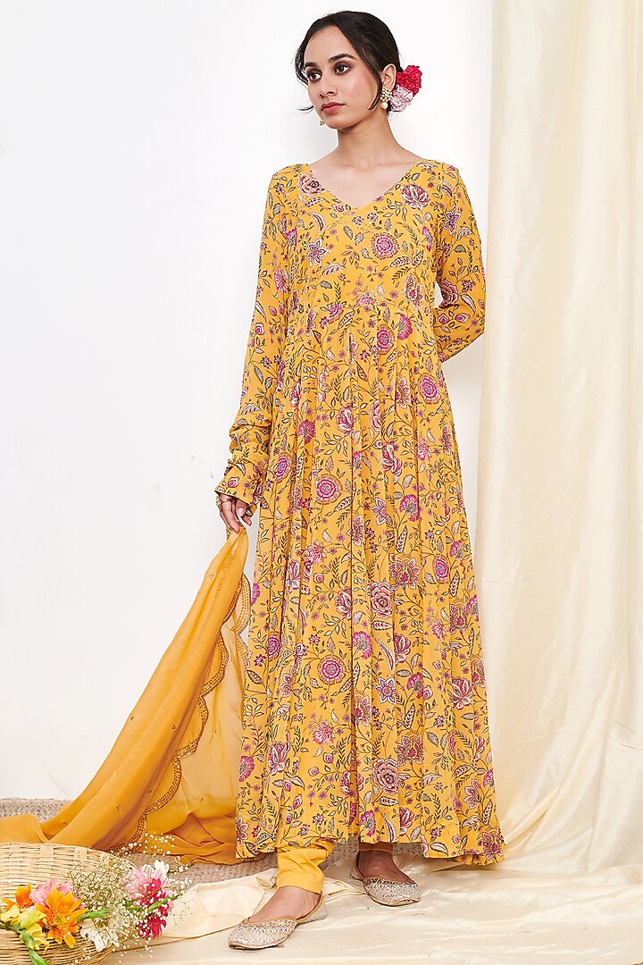 Yellow Georgette Embroidered & Floral Printed Anarkali Set by Itraake at Pernia's Pop Up Shop