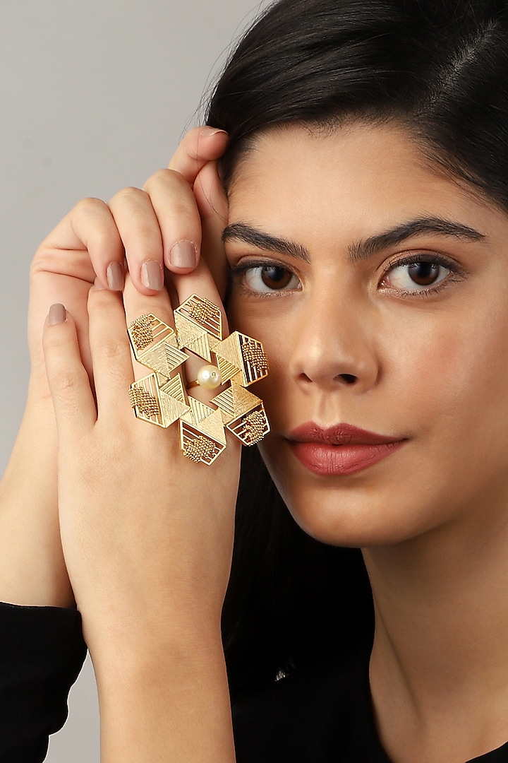 Gold Rhodium Finish Pink Agate Stone Adjustable Floral Ring by Itrana By Sonal Gupta at Pernia's Pop Up Shop