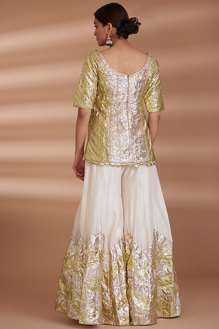 Off-White Chanderi Paneled Gharara Set by ITRH at Pernia's Pop Up Shop